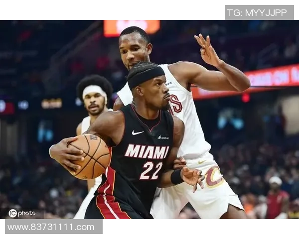 2015年热火与骑士精彩对决全场录像回顾与分析